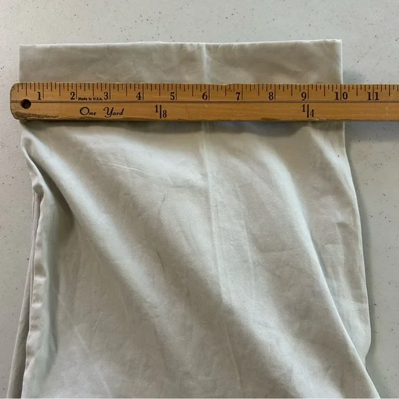 Tommy Bahama Women’s Casual Gray Bermuda Shorts - Picture 10 of 10